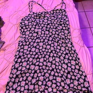 daisy dress
